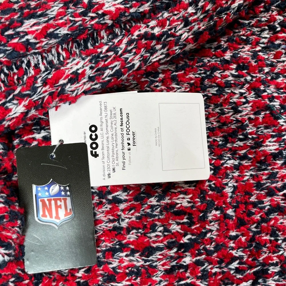 New England Patriots FOCO Infinity Scarf Unisex OS Red Blue NFL Knit Logo Patch
